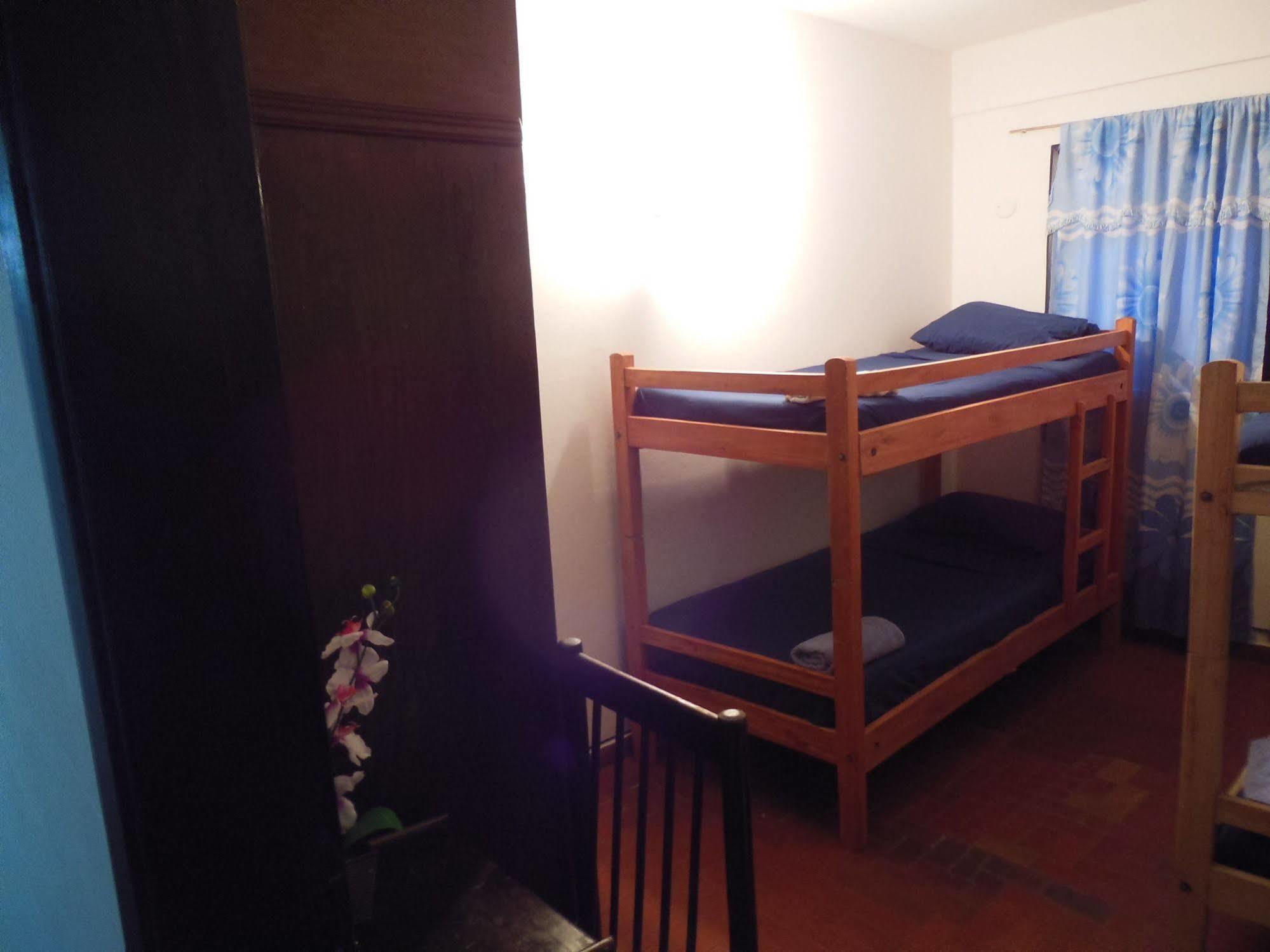 Costanera Hostel Asuncion Ngoại thất bức ảnh