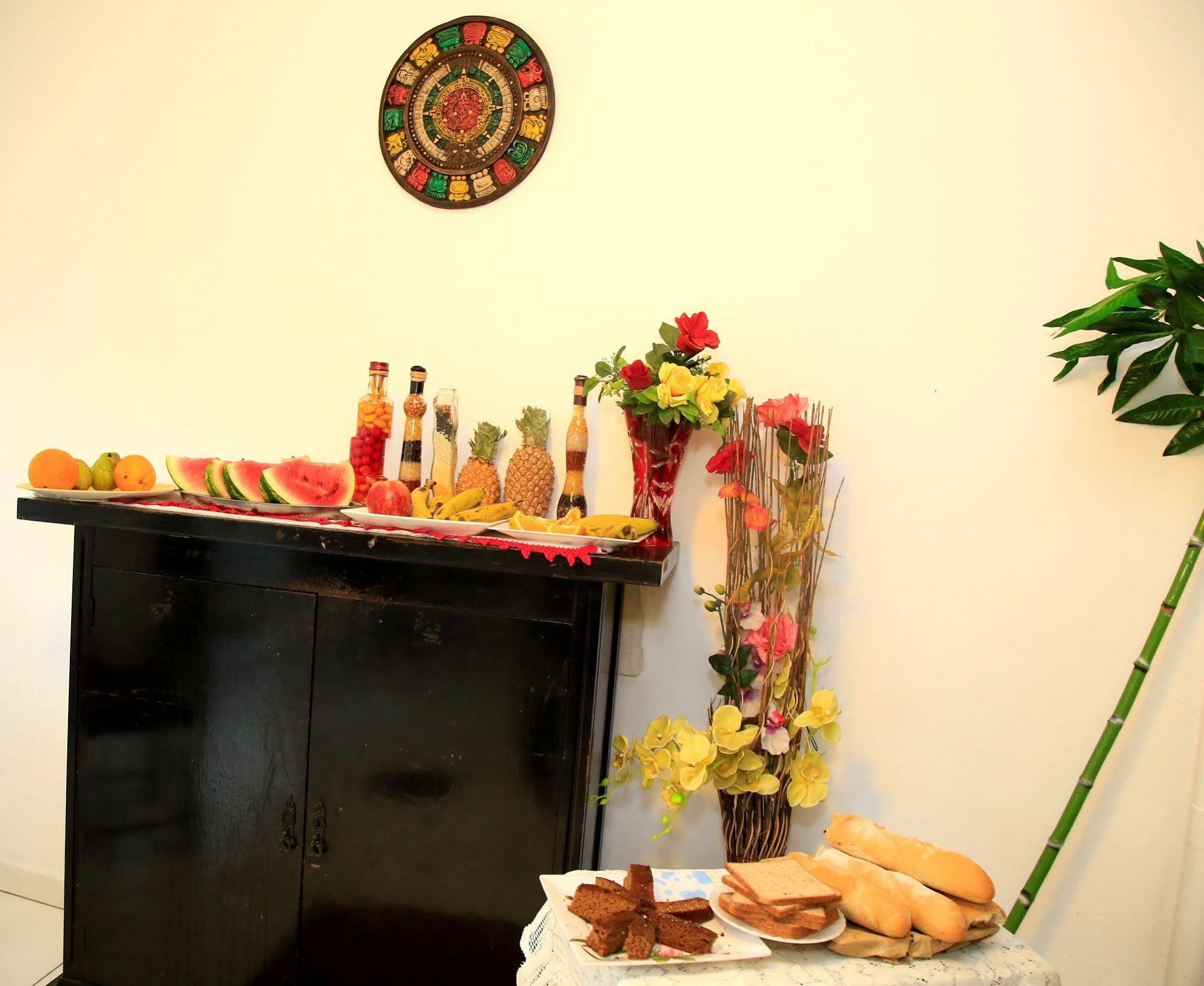 Costanera Hostel Asuncion Ngoại thất bức ảnh